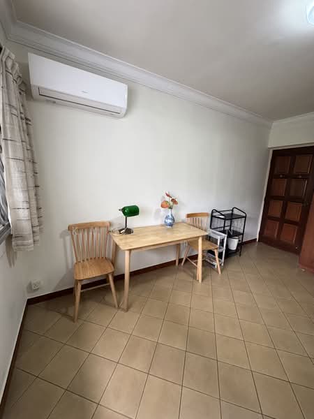 426 Tampines Street 41, 426 Tampines Street 41, Room Rental, 160 sqft, HDB Flat For Rent, by Kyne Chan, 500148205 - Interior - PropertyGuru.com.sg