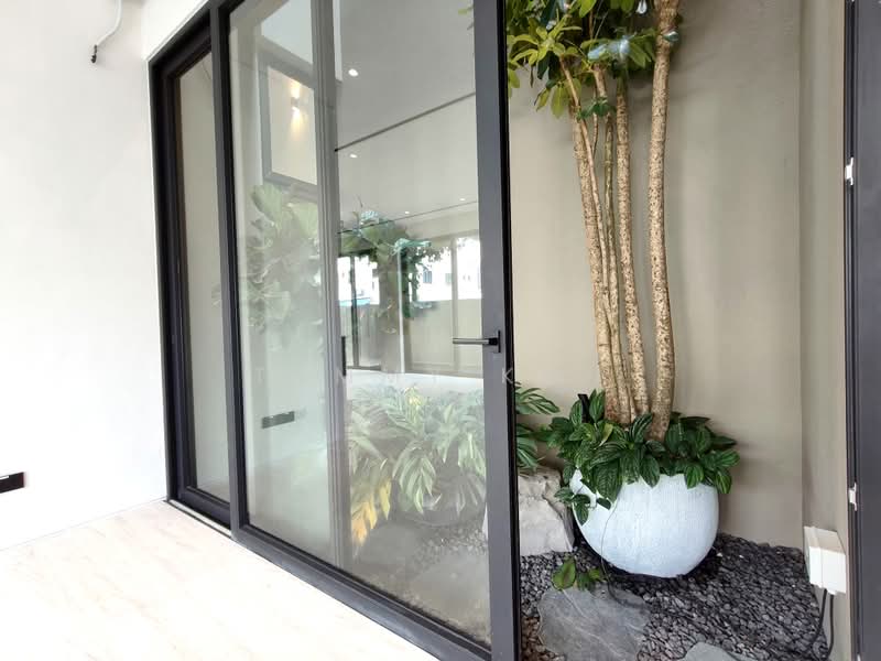 Brand New 2.5 Storey Modern Landed Masterpiece located 1KM to Rgps, Newton / Novena, 5 Bedrooms, 6,700 sqft, Semi-Detached House For Sale, by Tammy Koh, 500148207 - Exterior - PropertyGuru.com.sg