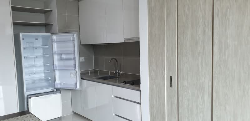 Hundred Trees, 93 West Coast Drive, 1 Bedroom, 484 sqft, Condominium For Rent, by Willy Tan, 500148208 - Kitchen - PropertyGuru.com.sg