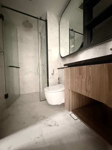Sceneca Residence, Tanah Merah Kechil Link, 2 Bedrooms, 689 sqft, Condominium For Sale, by Aaron Wan 温伟雄, 500148210 - Bathroom - PropertyGuru.com.sg