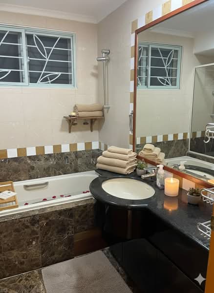 Guilin View, 20 Bukit Batok Street 52, Room Rental, 1,300 sqft, Condominium For Rent, by Ween Keat, 500148219 - Bathroom - PropertyGuru.com.sg