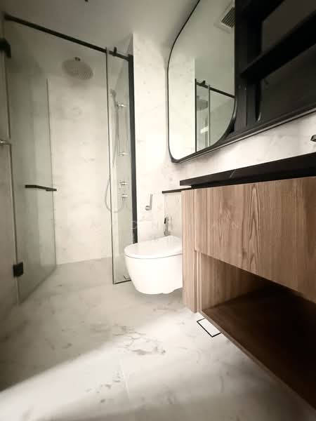Sceneca Residence, Tanah Merah Kechil Link, 2 Bedrooms, 689 sqft, Condominium For Rent, by Aaron Wan 温伟雄, 500148220 - Bathroom - PropertyGuru.com.sg