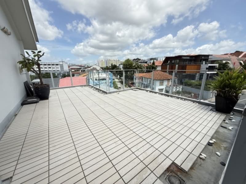 The Acacias, 21 Sommerville Road, 3 Bedrooms, 1,572 sqft, Apartment For Sale, by Michelle Tan, 500148228 - PropertyGuru.com.sg