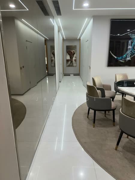 Cliveden at Grange, 100 Grange Road, 4 Bedrooms, 2,841 sqft, Condominium For Rent, by Jack Ooi, 500148230 - Corridor - PropertyGuru.com.sg