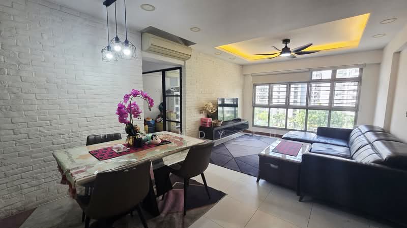 326A Anchorvale Road, 326A Anchorvale Road, 3 Bedrooms, 990 sqft, HDB Flat For Sale, by Shuhandy Tugi, 500148236 - Living Room - PropertyGuru.com.sg