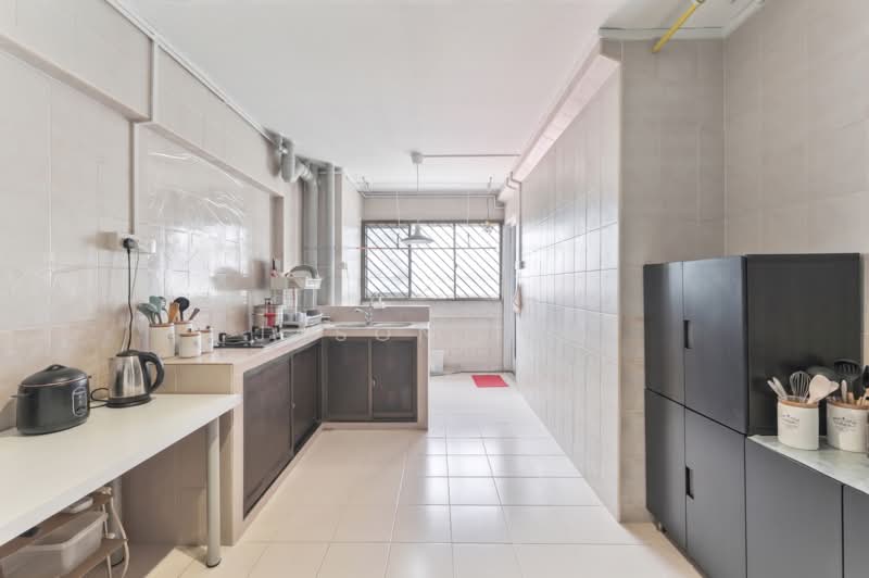 660 Hougang Avenue 8, 660 Hougang Avenue 8, 2 Bedrooms, 797 sqft, HDB Flat For Sale, by Jason Tan, 500148270 - Kitchen - PropertyGuru.com.sg