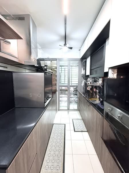 477A Upper Serangoon View, 477A Upper Serangoon View, 3 Bedrooms, 990 sqft, HDB Flat For Sale, by SQ Raudha, 500148272 - Kitchen - PropertyGuru.com.sg