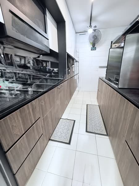 477A Upper Serangoon View, 477A Upper Serangoon View, 3 Bedrooms, 990 sqft, HDB Flat For Sale, by SQ Raudha, 500148272 - Kitchen - PropertyGuru.com.sg