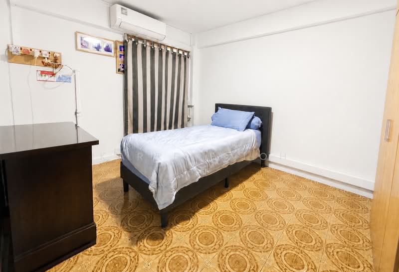 63 Kallang Bahru, 63 Kallang Bahru, 2 Bedrooms, 700 sqft, HDB Flat For Sale, by Karrene Toh, 500148274 - Bedroom - PropertyGuru.com.sg