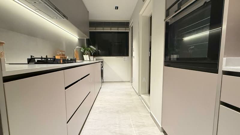Cheap! FREEHOLD 3BR at West Coast, , 3 Bedrooms, 969 sqft, Condominium For Sale, by Judy Bai, 500148275 - Kitchen - PropertyGuru.com.sg