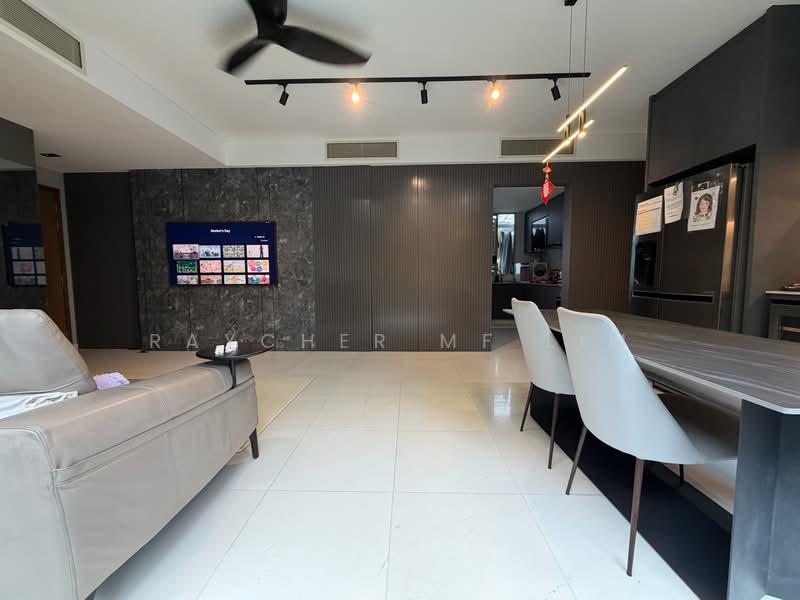 Cairnhill Residences, 33 Cairnhill Circle, 3 Bedrooms, 1,173 sqft, Apartment For Sale, by Raycher MF Lim, 500148299 - Living Room - PropertyGuru.com.sg