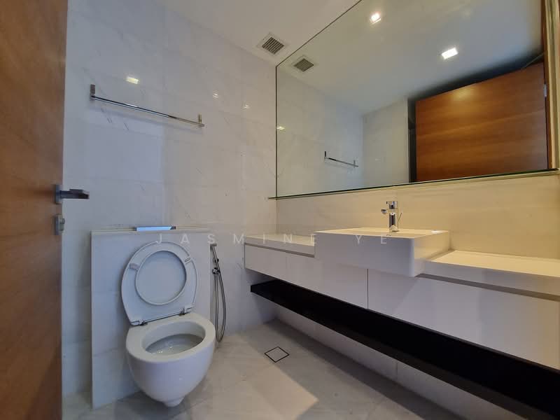 Altez, 16 Enggor Street, 2 Bedrooms, 1,173 sqft, Condominium For Sale, by Jasmine Ye, 500148301 - Bathroom - PropertyGuru.com.sg