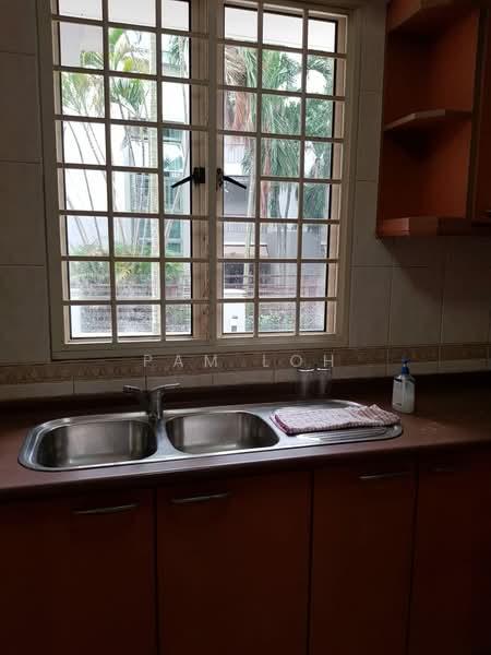 Jersey Lodge, 150 Lorong J Telok Kurau, 3 Bedrooms, 1,237 sqft, Apartment For Sale, by Pam Loh, 500148305 - Kitchen - PropertyGuru.com.sg