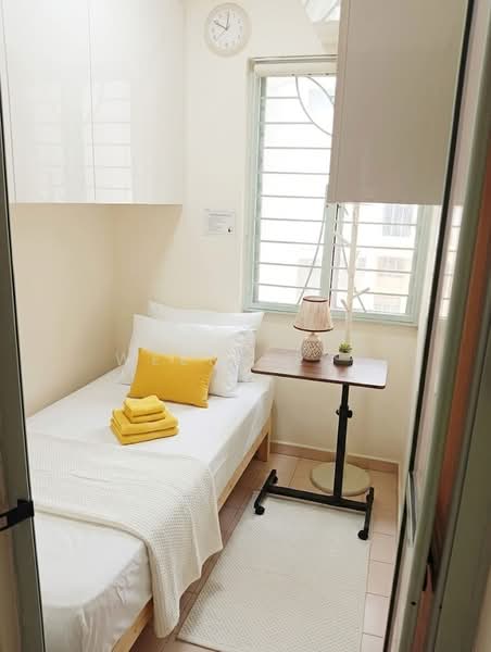 Guilin View, 20 Bukit Batok Street 52, Room Rental, 1,200 sqft, Condominium For Rent, by Ween Keat, 500148306 - Bedroom - PropertyGuru.com.sg
