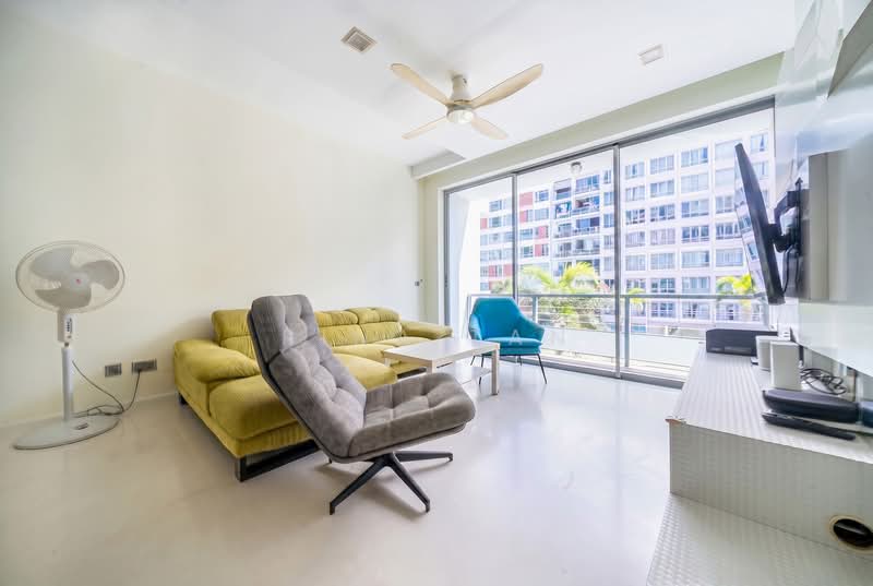 Ferraria Park Condo, 14 Flora Drive, 3 Bedrooms, 1,195 sqft, Condominium For Rent, by Rina Tan, 500148315 - Living Room - PropertyGuru.com.sg