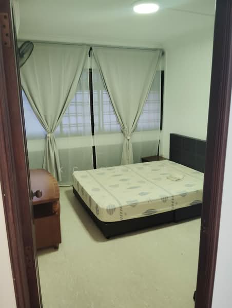 267 Toh Guan Road, 267 Toh Guan Road, 3 Bedrooms, 1,302 sqft, HDB Flat For Rent, by KC Chong, 500148319 - Bedroom - PropertyGuru.com.sg