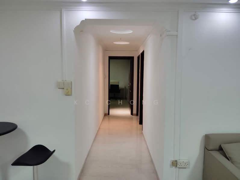 267 Toh Guan Road, 267 Toh Guan Road, 3 Bedrooms, 1,302 sqft, HDB Flat For Rent, by KC Chong, 500148319 - Corridor - PropertyGuru.com.sg