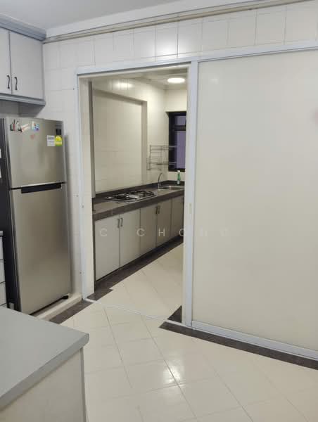 267 Toh Guan Road, 267 Toh Guan Road, 3 Bedrooms, 1,302 sqft, HDB Flat For Rent, by KC Chong, 500148319 - Kitchen - PropertyGuru.com.sg