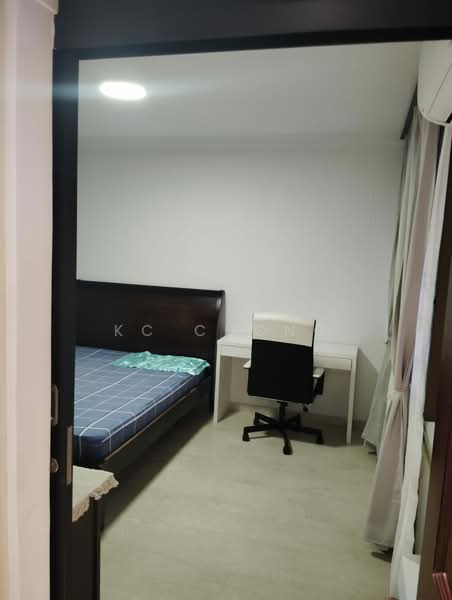267 Toh Guan Road, 267 Toh Guan Road, 3 Bedrooms, 1,302 sqft, HDB Flat For Rent, by KC Chong, 500148319 - Bedroom - PropertyGuru.com.sg