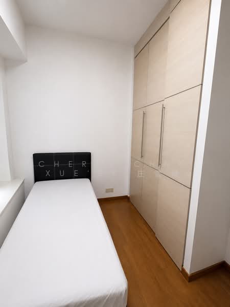 Twin Regency, 26 Kim Tian Road, 3 Bedrooms, 1,227 sqft, Condominium For Rent, by Cheryl Chng Xue'Er 庄雪娥, 500148327 - Bedroom - PropertyGuru.com.sg