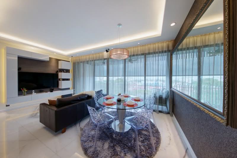 Hundred Trees, 85 West Coast Drive, 4 Bedrooms, 1,475 sqft, Condominium For Sale, by Sybil Yap, 500148355 - Living Room - PropertyGuru.com.sg