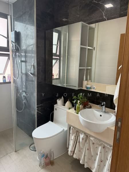 La Vida @ 130, 130 Lorong K Telok Kurau, 1 Bedroom, 463 sqft, Condominium For Rent, by Kory Joesman, 500148357 - Bathroom - PropertyGuru.com.sg