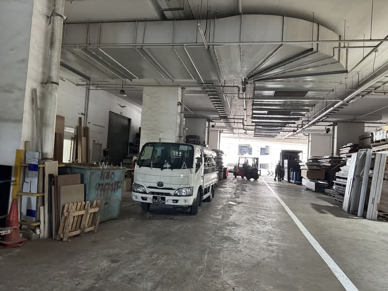 Mandai Connection, 7 Mandai Link, 3,423 sqft, Factory / Workshop (B2) For Sale, by William Tan, 500148358 - Exterior - CommercialGuru.com.sg