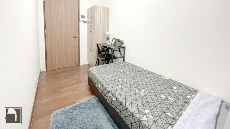 Lakeholmz, 84 Corporation Road, Room Rental, 120 sqft, Condominium For Rent, by Judy Bai, 500148363 - Bedroom - PropertyGuru.com.sg