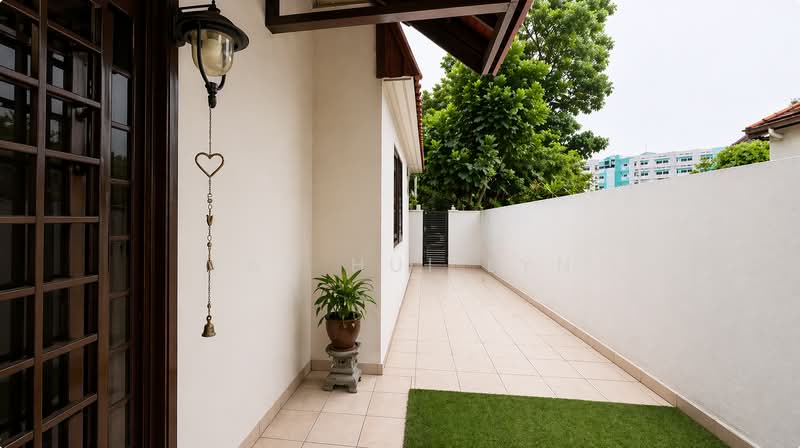 Classic Freehold 3 Storey Semi D in D16. Walkable to Bedok Simpang!, Jalan Chempaka Kuning, 6 Bedrooms, 4,000 sqft, Semi-Detached House For Sale, by Mak Hui Lyn, 500148375 - Exterior - PropertyGuru.com.sg