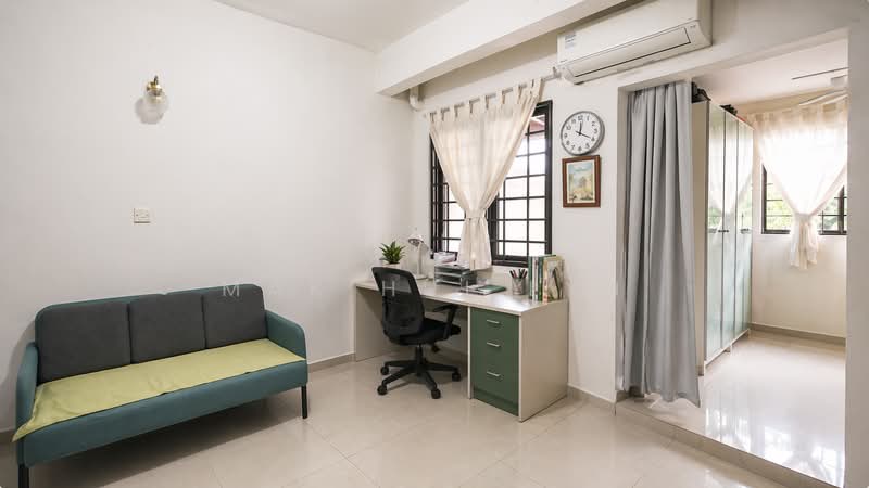 Classic Freehold 3 Storey Semi D in D16. Walkable to Bedok Simpang!, Jalan Chempaka Kuning, 6 Bedrooms, 4,000 sqft, Semi-Detached House For Sale, by Mak Hui Lyn, 500148375 - Study - PropertyGuru.com.sg