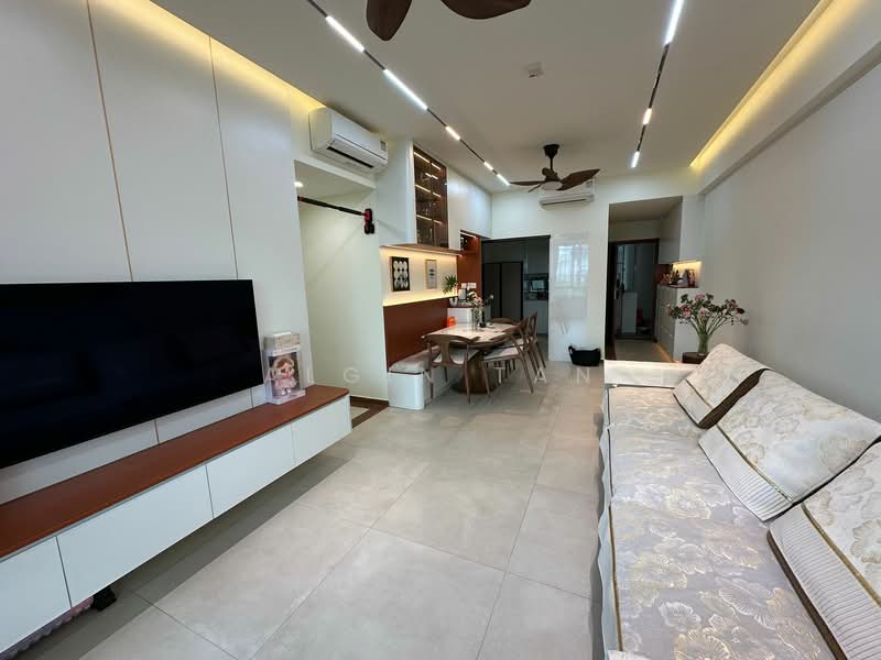 Bishan Loft, 31 Bishan Street 11, Room Rental, 110 sqft, Condominium For Rent, by Algin Tan, 500148380 - Living Room - PropertyGuru.com.sg
