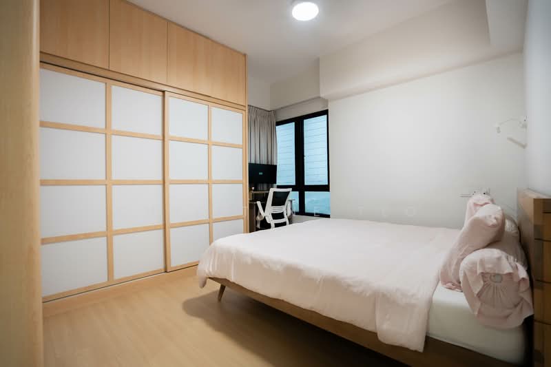The Mayfair, 1 Jurong East Street 32, 3 Bedrooms, 1,345 sqft, Condominium For Sale, by Christine Teo, 500148381 - Bedroom - PropertyGuru.com.sg