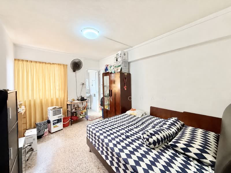 80 Bedok North Road, 80 Bedok North Road, 3 Bedrooms, 979 sqft, HDB Flat For Sale, by VIVIAN Chan, 500148384 - Master Bedroom - PropertyGuru.com.sg
