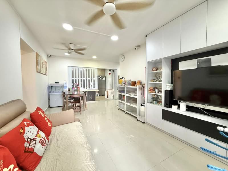 91 Tanglin Halt Road, 91 Tanglin Halt Road, 3 Bedrooms, 969 sqft, HDB Flat For Sale, by Kenneth Yeo, 500148393 - Living Room - PropertyGuru.com.sg