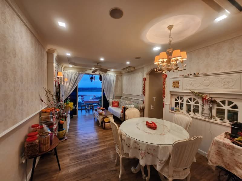 Waterview, 79 Tampines Avenue 1, 4 Bedrooms, 1,324 sqft, Condominium For Sale, by MARTIN, 500148394 - Living Room - PropertyGuru.com.sg