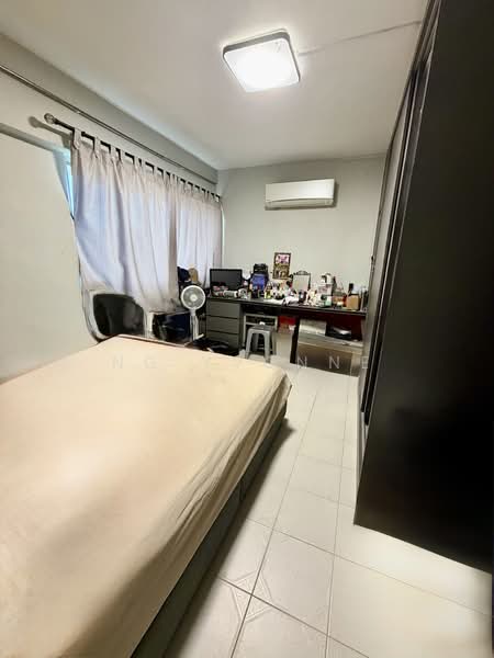312 Jurong East Street 32, 312 Jurong East Street 32, 3 Bedrooms, 1,119 sqft, HDB Flat For Sale, by Ng Yvonne, 500148414 - Bedroom - PropertyGuru.com.sg