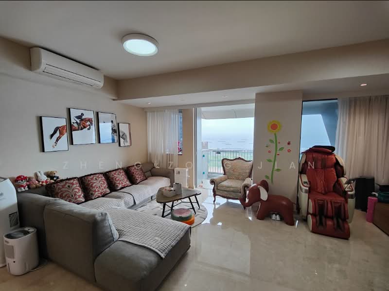 V on Shenton, 5 Shenton Way, 3 Bedrooms, 1,765 sqft, Condominium For Sale, by Zheng Zong Jian, 500148430 - Living Room - PropertyGuru.com.sg