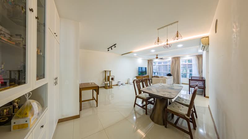 453A Bukit Batok West Avenue 6, 453A Bukit Batok West Avenue 6, 3 Bedrooms, 1,238 sqft, HDB Flat For Sale, by Anwar Chan, 500148444 - Living Room - PropertyGuru.com.sg