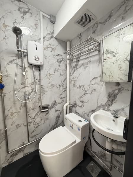 40 Beo Crescent, 40 Beo Crescent, Studio, 250 sqft, HDB Flat For Rent, by Tommy Kwek, 500148446 - Bathroom - PropertyGuru.com.sg