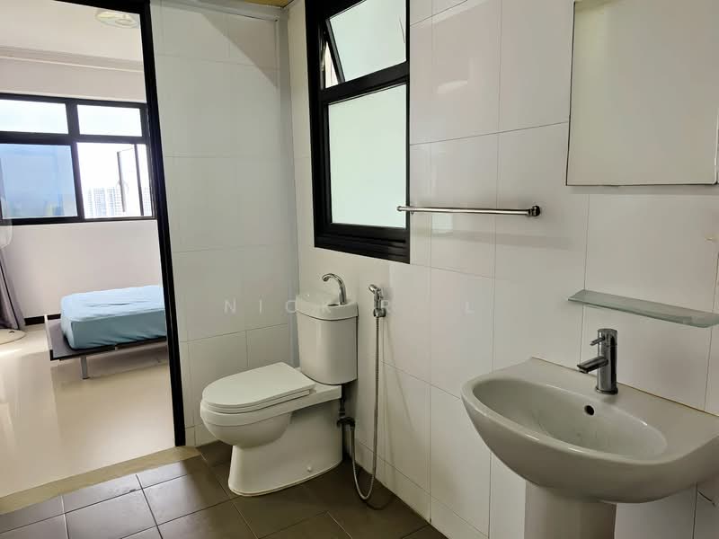 995B Buangkok Crescent, 995B Buangkok Crescent, 1 Bedroom, 506 sqft, HDB Flat For Sale, by Nick R. L, 500148454 - Bathroom - PropertyGuru.com.sg
