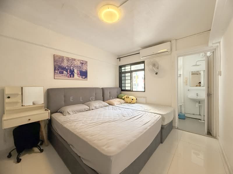 151 Yishun Street 11, 151 Yishun Street 11, 2 Bedrooms, 721 sqft, HDB Flat For Sale, by Elgin Tan, 500148468 - Bedroom - PropertyGuru.com.sg