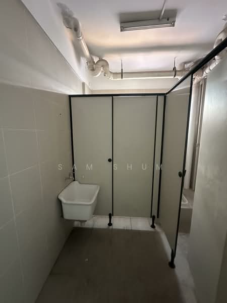 Penjuru Tech Hub, 4 Penjuru Place, 5,662 sqft, Factory / Workshop (B2) For Rent, by Sam Shum, 500148499 - Bathroom - CommercialGuru.com.sg
