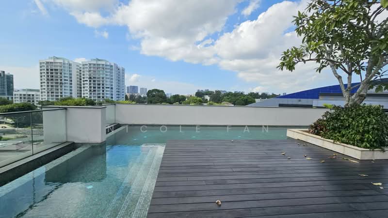 The Nassim, 18 Nassim Hill, 5 Bedrooms, 7,061 sqft, Condominium For Sale, by Nicole Fan, 500148508 - Pool - PropertyGuru.com.sg