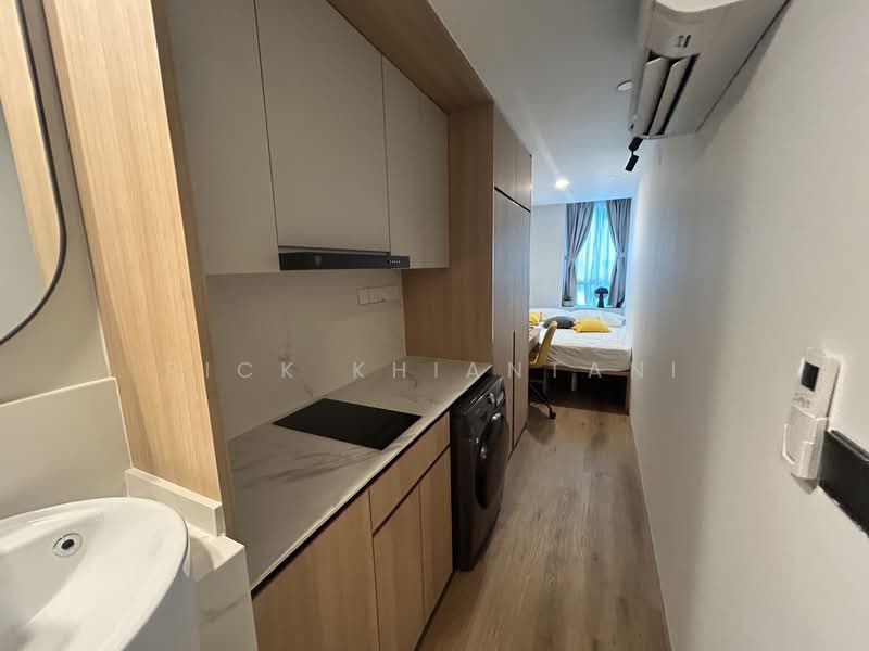 Studio @ RV, , 1 Bedroom, 200 sqft, Condominium For Rent, by Rick Khiantani, 500148511 - Bedroom - PropertyGuru.com.sg