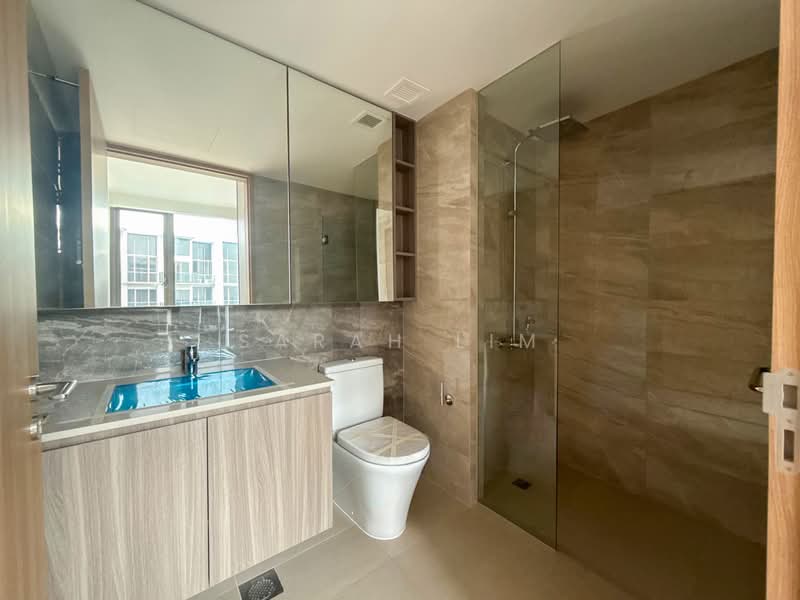 The Botany at Dairy Farm, 3 Dairy Farm Walk, 2 Bedrooms, 678 sqft, Condominium For Rent, by Sarah Lim, 500148514 - Master Bathroom - PropertyGuru.com.sg