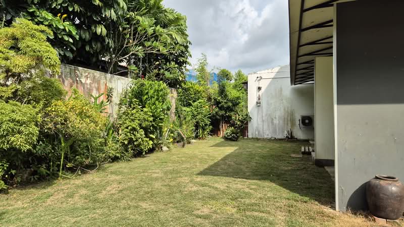 Seletar Hills Estate, 36 Neram Crescent, 4 Bedrooms, 5,600 sqft, Semi-Detached House For Sale, by Ashley Chan, 500148527 - Exterior - PropertyGuru.com.sg