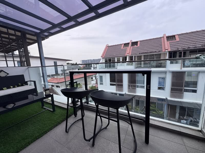 ⭐️⭐️LANDED7772 @ Renovated Cluster Terrace Renovated, , 5 Bedrooms, 2,604 sqft, Terraced House For Sale, by Jasarine Lee, 500148529 - Balcony - PropertyGuru.com.sg