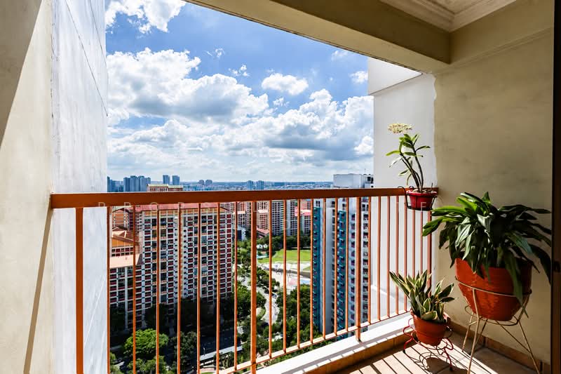 290 Bishan Street 24, 290 Bishan Street 24, 4 Bedrooms, 1,324 sqft, HDB Flat For Sale, by Kelly Tan, 500148540 - Balcony - PropertyGuru.com.sg