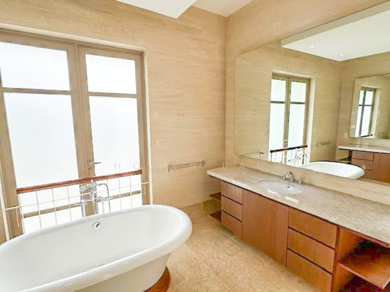 Rare Exclusive GCB for Rent @ Belmont Road, Belmont Rd., 5 Bedrooms, 7,200 sqft, Good Class Bungalow For Rent, by Homer Lau, 500148551 - Bathroom - PropertyGuru.com.sg