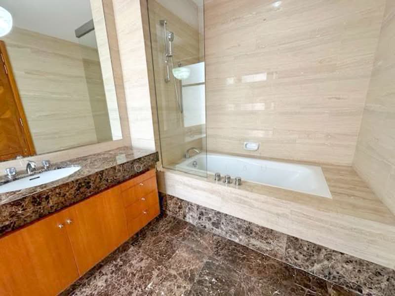 Rare Exclusive GCB for Rent @ Belmont Road, Belmont Rd., 5 Bedrooms, 7,200 sqft, Good Class Bungalow For Rent, by Homer Lau, 500148551 - Bathroom - PropertyGuru.com.sg